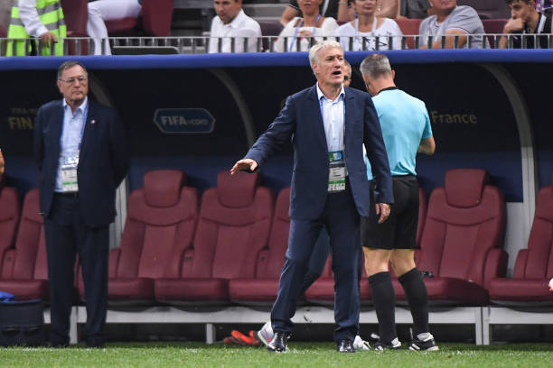 一位资深亚 一位资深亚